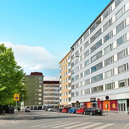 Apartment Just Renovated Stylish Nordic By Tram Stop Helsinki