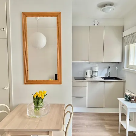 Just Renovated Stylish Nordic By Tram Stop Apartment