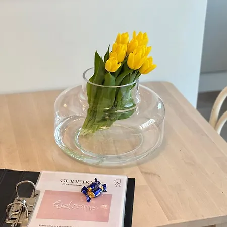 Just Renovated Stylish Nordic By Tram Stop Lägenhet